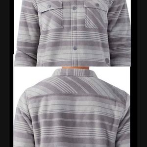 NWT Voyager plush lining flannel shirt jacket
Mens